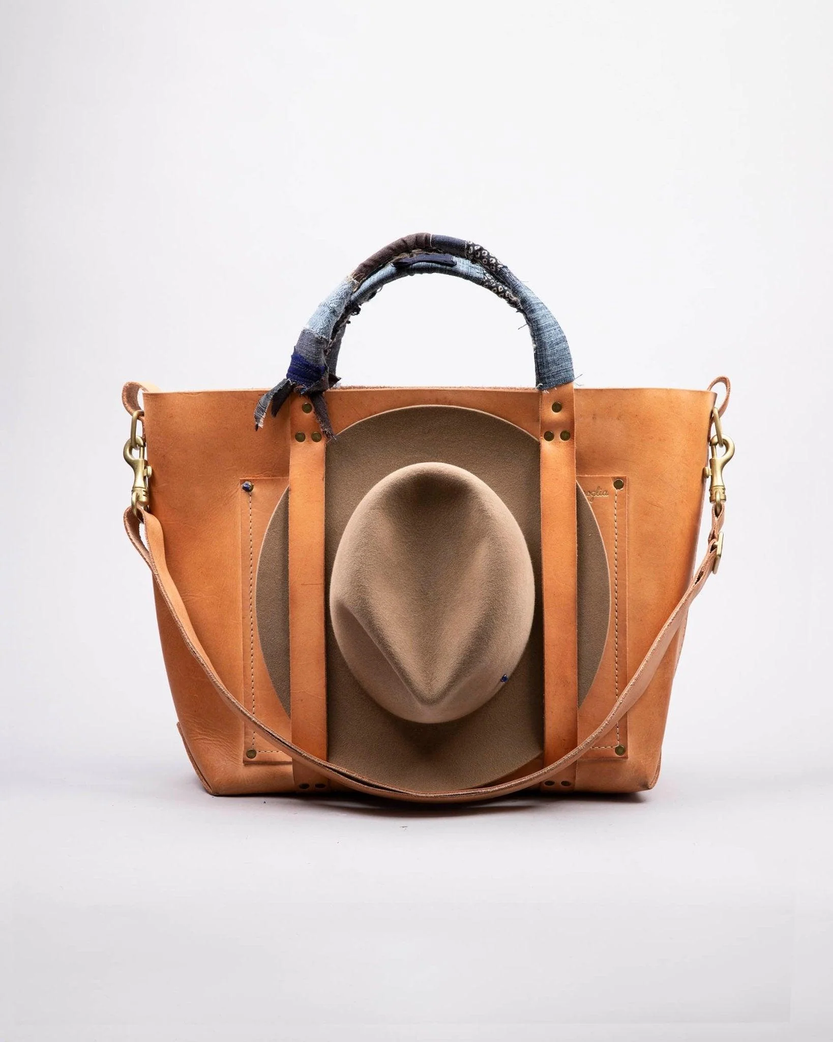 Sharp Camel - Image 7